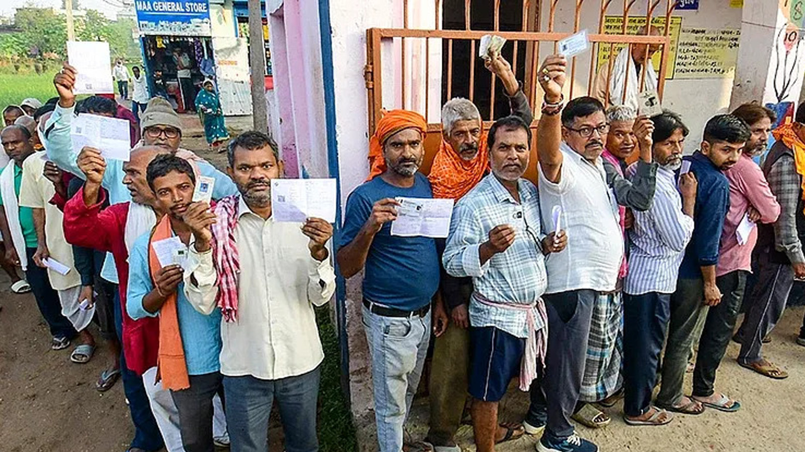 Bihar Assembly Elections 2025: Women Voters Outshine Men, State Records Historic Turnout Ahead of Result Date