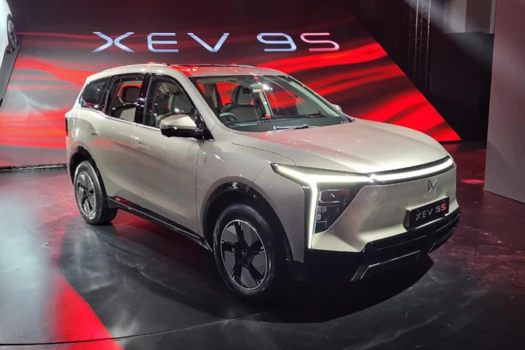 Mahindra XEV 9S Electric SUV Images – First Look