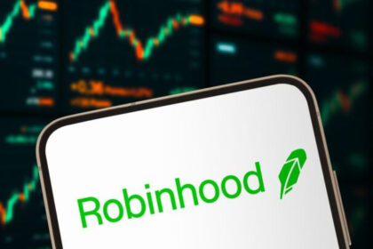 Connecticut Orders Robinhood, Crypto.com & Kalshi to Halt Unlicensed Online Gambling Operations