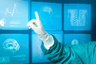 ai-helps-doctors-spot-breast-cancer-in-scans:-world-first-trial