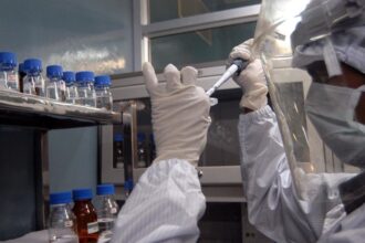 health-ministry-eases-drug-trial-norms;-cuts-licence-requirement