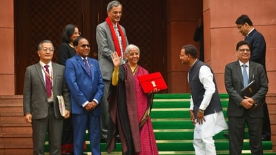 ‘no-big-plan’-for-poll-bound-tamil-nadu:-analyst-draws-contrast-to-bihar-in-union-budget-2026