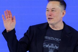 ukraine-thanks-elon-musk-for-steps-to-stop-russia-from-using-starlink