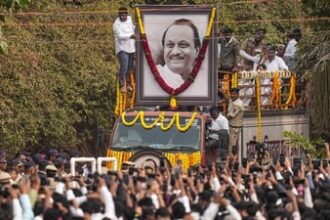 ‘80%-maharashtra-knows’:-ubt-sena,-congress-raise-doubt-over-ajit-pawar’s-death