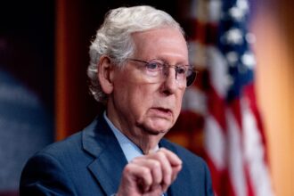 mitch-mcconnell’s-health:-his-history-with-falls,-polio,-surgeries-&-more