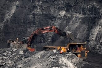 ‘illegal’-coal-mine-explosion-in-meghalaya-threatens-to-kill-several