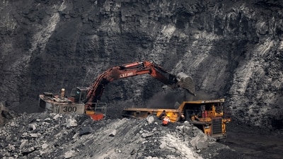 ‘illegal’-coal-mine-explosion-in-meghalaya-threatens-to-kill-several