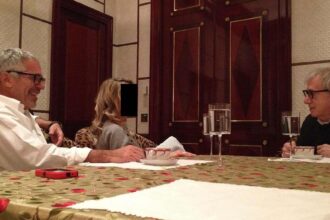 jeffrey-epstein-e-mails-show-he-helped-arrange-white-house-visit-for-woody-allen