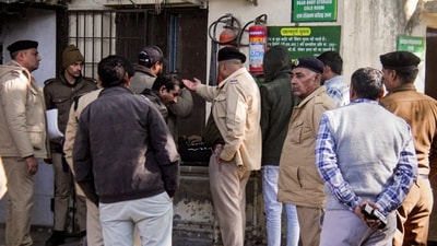 three-members-of-an-audi-family-who-came-out-to-invite-a-wedding-in-mp’s-rewa-were-killed