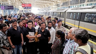 bengaluru-metro-fares-will-not-be-hiked-from-today-as-political-tussle-heats-up