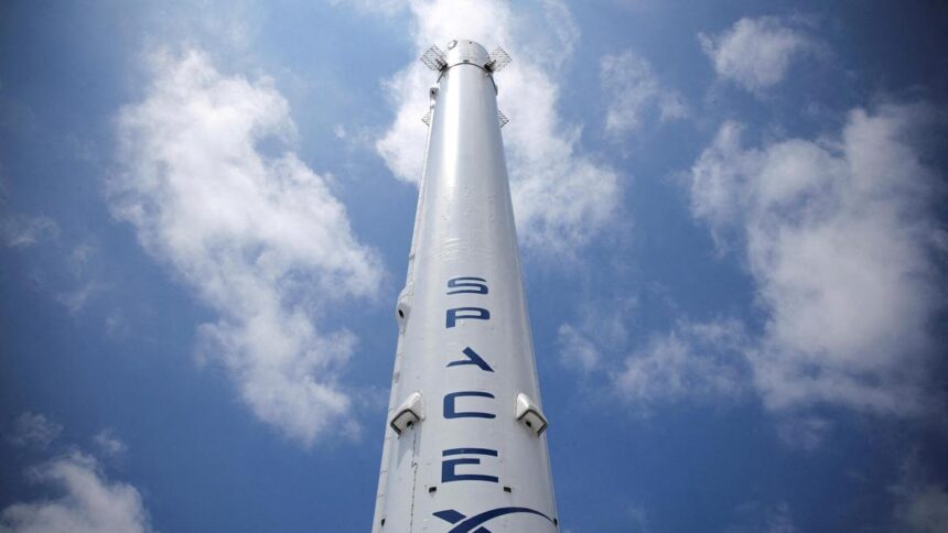 elon-musk-says-spacex-will-shift-focus-from-mars-to-the-moon