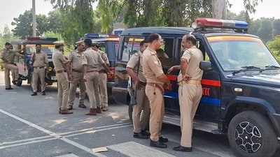 3-year-old-dies-after-being-hit-by-car-in-up;-angry-locals-protest,-block-mathura-bareli-road