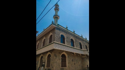 a-mughal-mosque-in-the-heart-of-bangalore