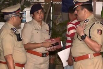 woman-dies,-six-injured-in-stampede-at-navagraha-temple-in-mp’s-gwalior-district