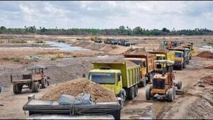 sc-directs-tamil-nadu-to-submit-probe-details-in-cauvery-sand-mining-case