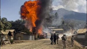 manipur:-curfew,-2-ukhrul-houses-burnt-amid-shelling;-excited-crowd-at-the-police-station
