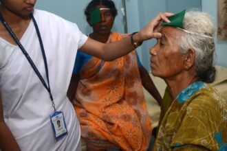 one-in-two-people-facing-cataract-blindness-need-access-to-surgery:-lancet-study