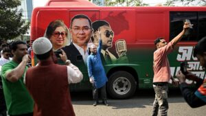 in-dhaka,-a-new-dawn-and-a-gathering-storm