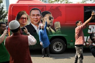 in-dhaka,-a-new-dawn-and-a-gathering-storm