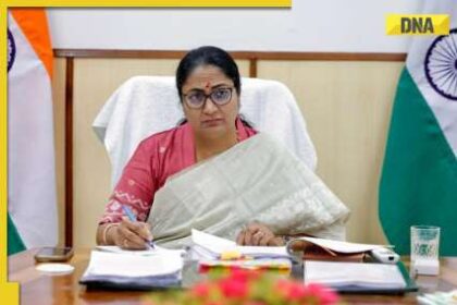 delhi-chief-minister-rekha-gupta-launched-india’s-first-ai-based-comprehensive-education-model