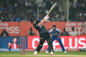 seifert,-santner-lead-off-new-zealand’s-massive-win-despite-dube’s-15-balls