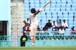 bengal’s-abhimanyu-easwaran-was-run-out-after-leaving-the-crease-to-get-drinks