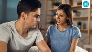 woman-stands-up-to-her-husband-and-mil-and-calls-her-‘desperate’-to-get-a-haircut,-reddit-calls-her-husband-a-‘douche-boat’