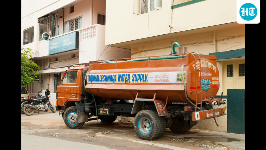 review-water-days-by-sundar-sarukay | GIBN review:-water-days-by-sundar-sarukay