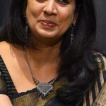 arundhathi-subramaniam’s-poetry-book-launched-by-prakriti-foundation,-chennai