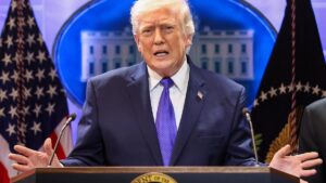 trump-vows-10%-global-tariff-after-court-reprimand