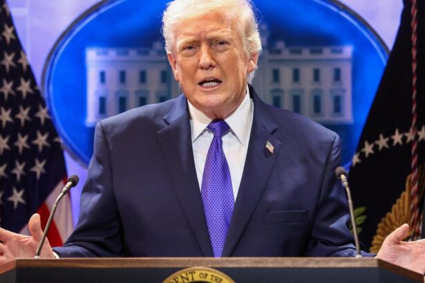 trump-vows-10%-global-tariff-after-court-reprimand