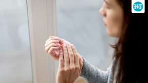 dry-hands-and-feet?-a-dermatologist-explains-when-this-could-indicate-a-serious-health-problem