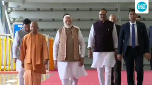 pm-modi-hoists-namo-bharat-rrts-sign,-meerut-metro-|-video