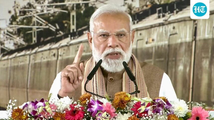 pm-modi-says-world-‘reluctant-to-engage’-with-previous-governments;-now-he-has-“faith”-in-india