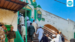 mosques-covered-with-tarpaulins-ahead-of-‘guta-mar-holi’-procession-in-shahjahanpur-in-up