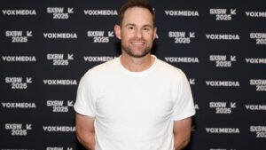 espn-hires-andy-roddick-as-tennis-analyst