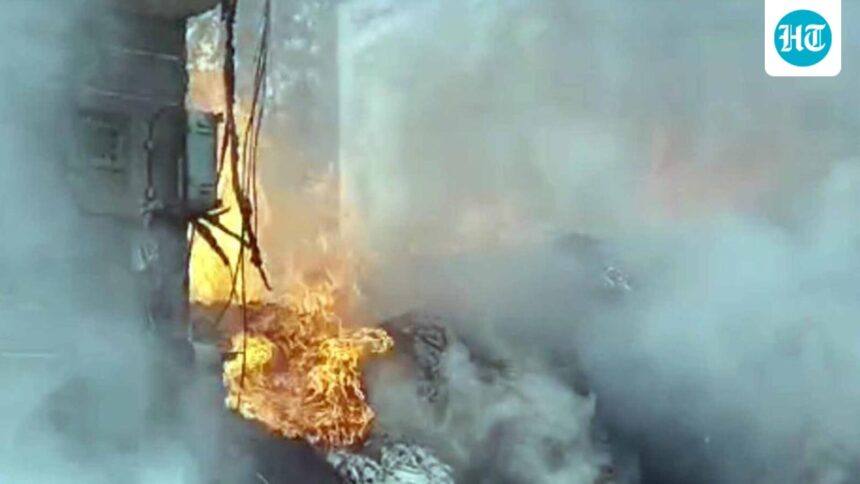 six-members-of-one-family-were-killed-in-a-fire-in-meerut