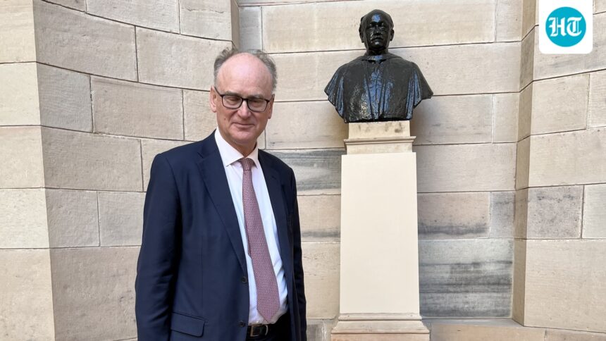 ‘saddened’:-grandson-of-rashtrapati-bhavan-architect-edwin-lutyens-over-the-removal-of-the-statue