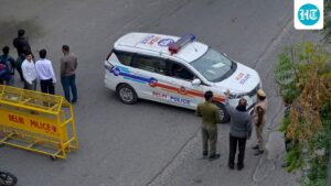 several-shots-were-fired-at-a-car-near-kashmir-gate-in-delhi;-lawyer-lawrence-bishnoi’s-wife-in-the-car