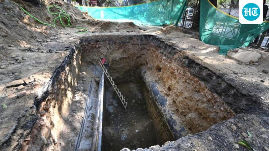 delhi-hc-denies-anticipatory-bail-to-contractors-in-janakpuri-biker-death-case