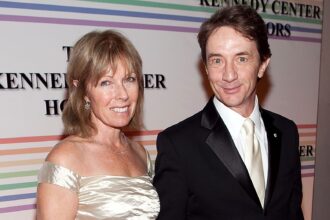 martin-short’s-late-wife-nancy-dolman:-everything-to-know-about-their-marriage