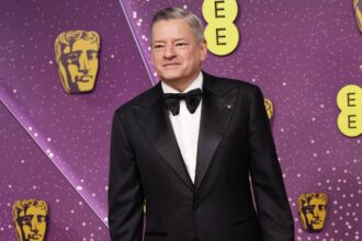 how-high-is-netflix-in-the-hunt-for-warner-bros?