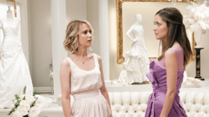 kristen-wiig-says-the-food-poisoning-scene-in-“bridesmaids”-wasn’t-in-the-original-script