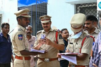 an-idol-of-lord-hanuman-was-vandalized-at-a-historic-temple-in-hyderabad,-sparking-outrage