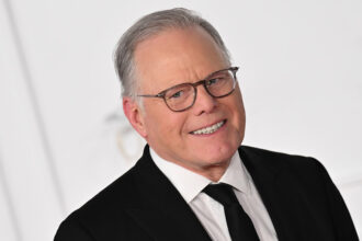 warner-bros.-discovery-lost-$252-million-in-the-quarter-everyone-decided-to-buy-it