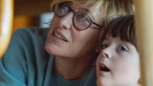 french-family-drama-‘the-ties-that-bind-us’-beats-linklater’s-‘nouvelle-vague’-at-france’s-cesar-awards-(full-winners-list)