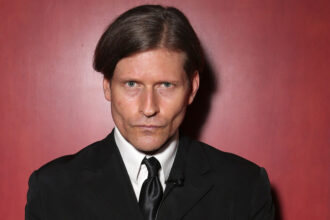 crispin-glover-denies-woman’s-lawsuit-alleging-grooming,-assault-and-civil-rights-violations