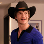 connor-story-“comes-out”-with-sarah-sherman-and-mumford-and-sons-in-snl’s-latest-teaser