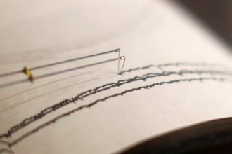 a-massive-earthquake-hits-kolkata,-and-people-felt-the-tremors-all-over-the-city