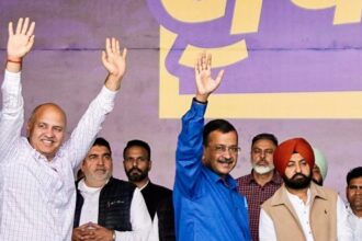 kejriwal,-sisodia-among-all-23-people-released-by-court-in-delhi-liquor-policy-case